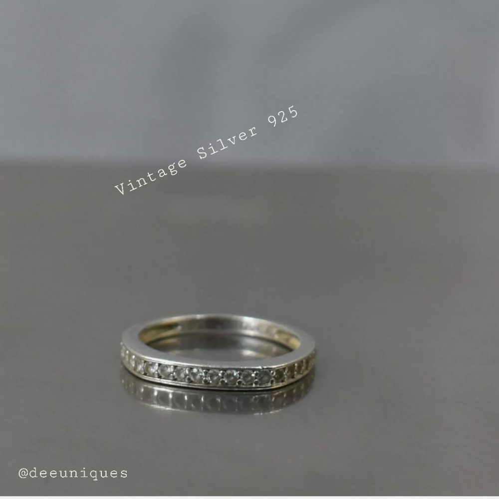 Vintage Sterling Silver band Vintage Nataliya V Collister .NVC